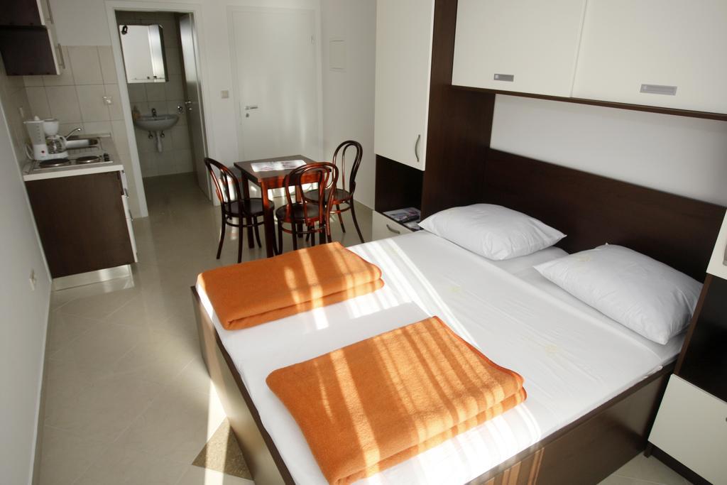 Apartments Rubic Omiš Cameră foto